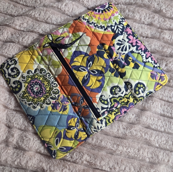 Vera Bradley Colorful Quilted Envelope Wallet - Picture 4 of 4